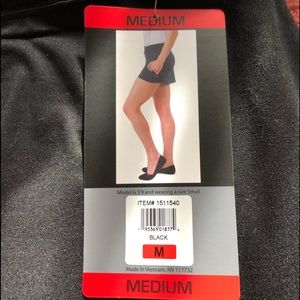 *NWT* Colorado Clothing Tranquility Skort